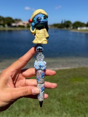 SLEEPY STITCH💙